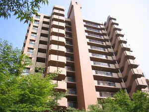 ﾙﾈﾋｭ-ﾏﾝｽﾞｶﾞ-ﾃﾞﾝ万博公園南C(405