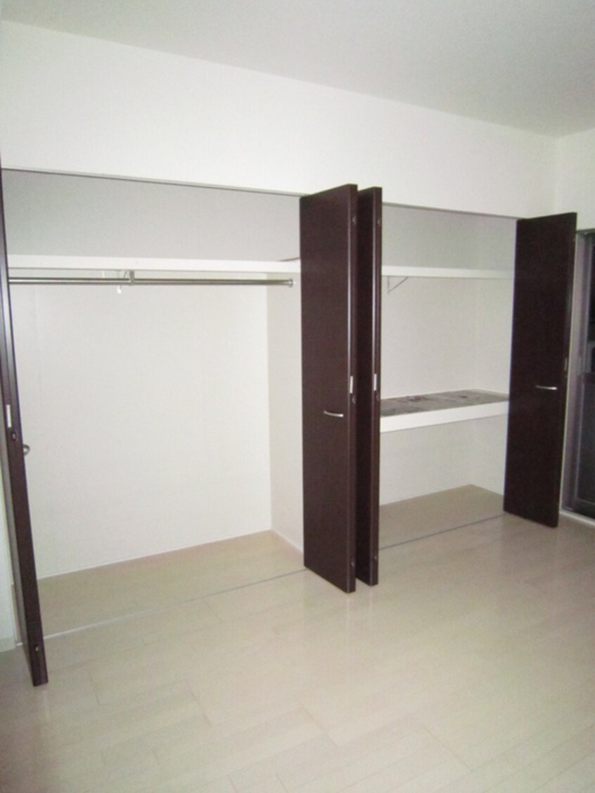 収納 グランドゥ－ル敷津