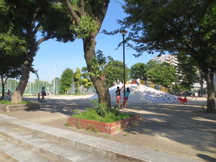 公園(公園)まで30m アイテラス本山