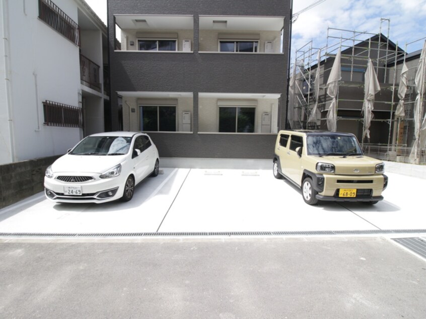 駐車場 エステイトE神戸城が山