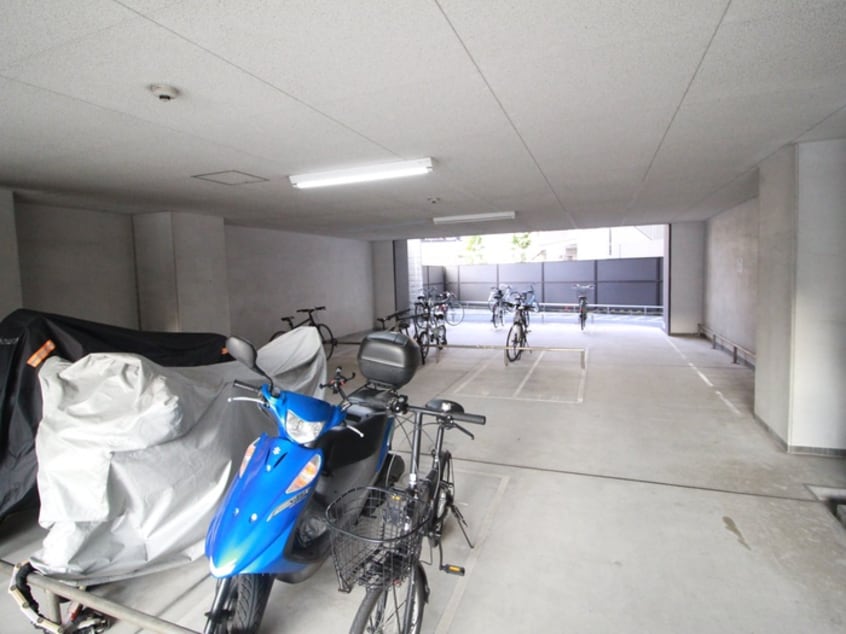 駐輪場 レオンコンフォート新梅田(705)