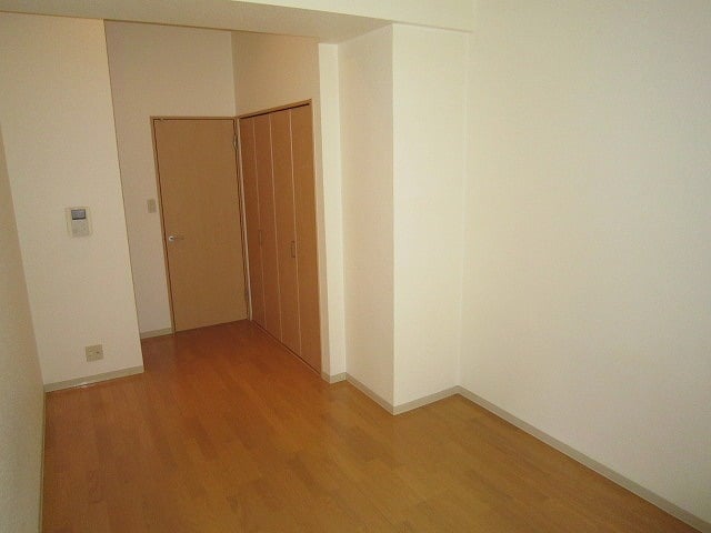 居室 エルパラッツォ塚本