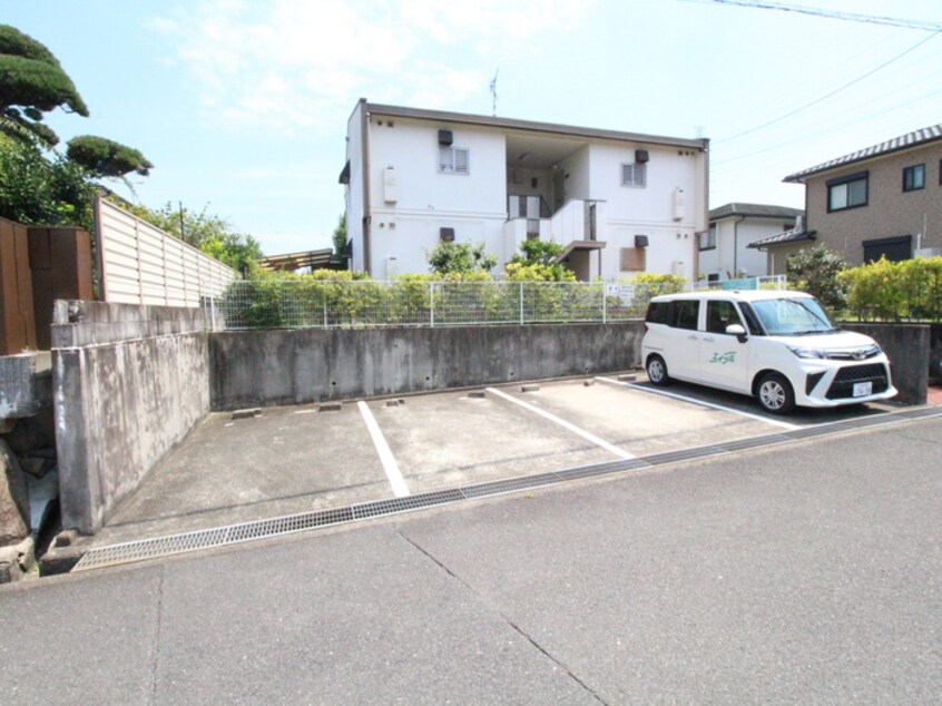 駐車場 フォ－ハイム