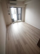 居室 La Douceur梅田East