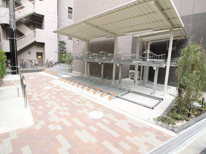 駐輪場 ｱ-ﾊﾞﾝﾊﾟｰｸ梅田ｳｴｽﾄ