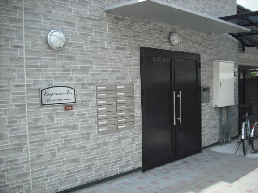 エントランス部分 ｱﾝﾌﾟﾙ-ﾙﾌｪ-ﾙﾊﾝﾅﾊﾝﾅ