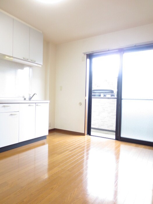 居室 ｱﾝﾌﾟﾙ-ﾙﾌｪ-ﾙﾊﾝﾅﾊﾝﾅ