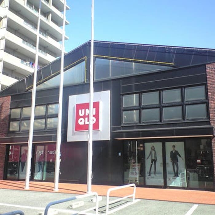 ユニクロ城東関目店(ショッピングセンター/アウトレットモール)まで280m プラディオ成育