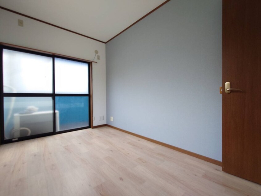 居室 木幡金草原アパート