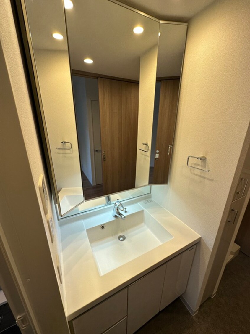 洗面 パ-クアクシス梅田