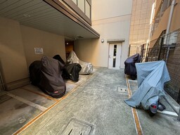 バイク置き場