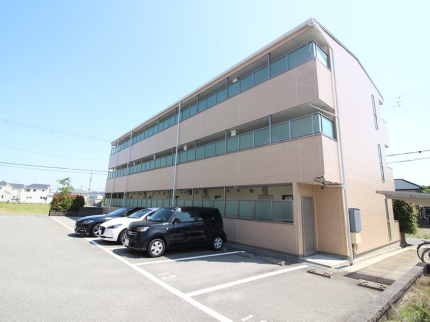 外観写真 ｱﾝﾌﾟﾙ-ﾙﾌｪ-ﾙﾌﾘ-ｼﾞｱ