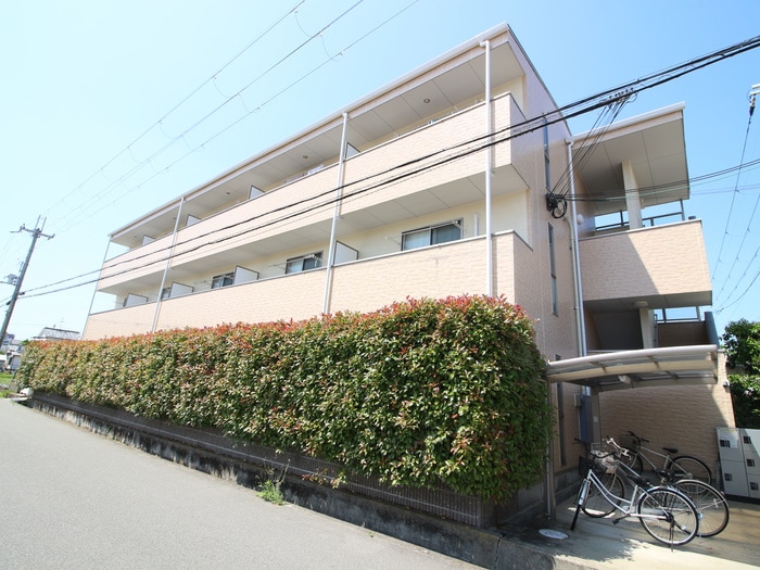 外観写真 ｱﾝﾌﾟﾙ-ﾙﾌｪ-ﾙﾌﾘ-ｼﾞｱ