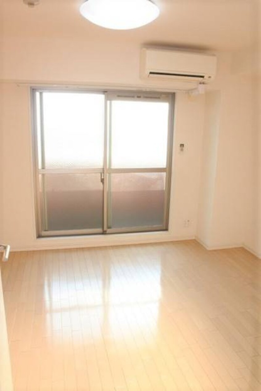 居室 パレ・ドゥ鶴見緑地