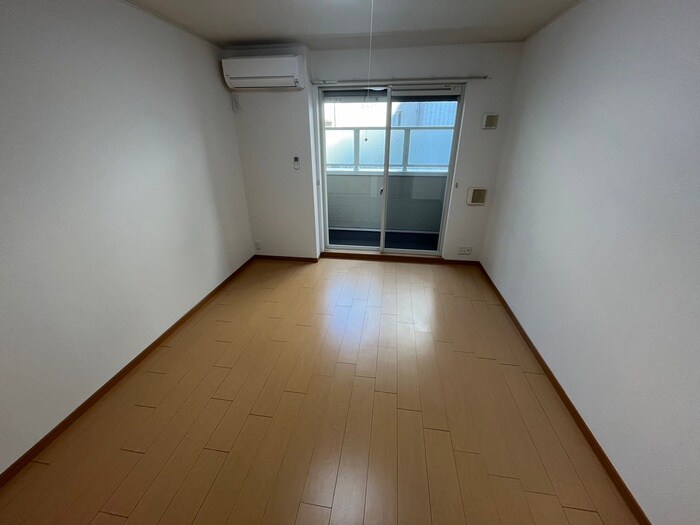 居室 ア－バンハウス