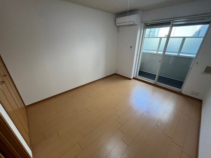 居室 ア－バンハウス