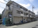 ロイヤル英の外観