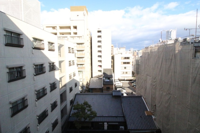 室内からの展望 リンツ御池