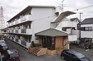 松岡マンションの外観