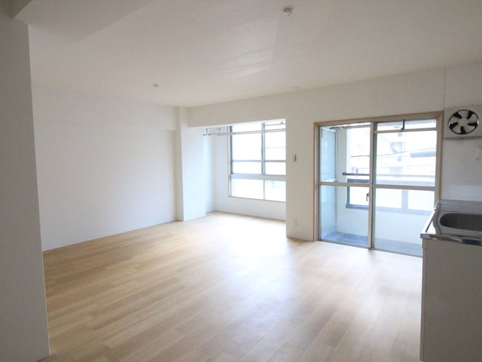 居室 ゼフィ－ル西明石