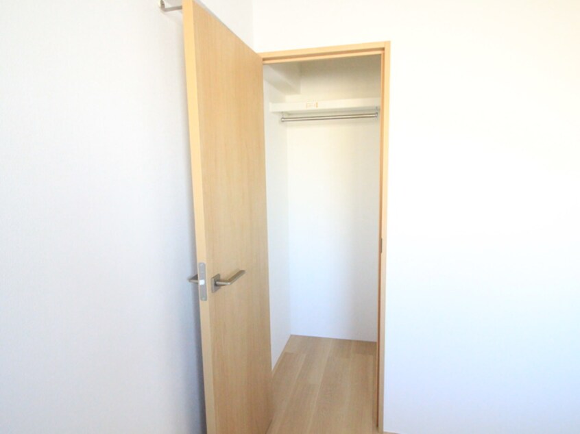 収納 ゼフィ－ル西明石