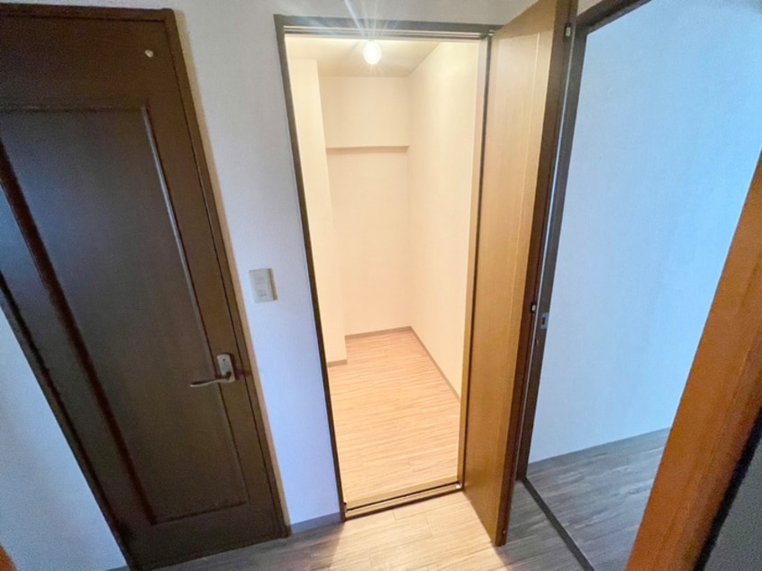 収納 ゼフィ－ル西明石