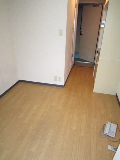 居室 ソシオリバ－ハイツ