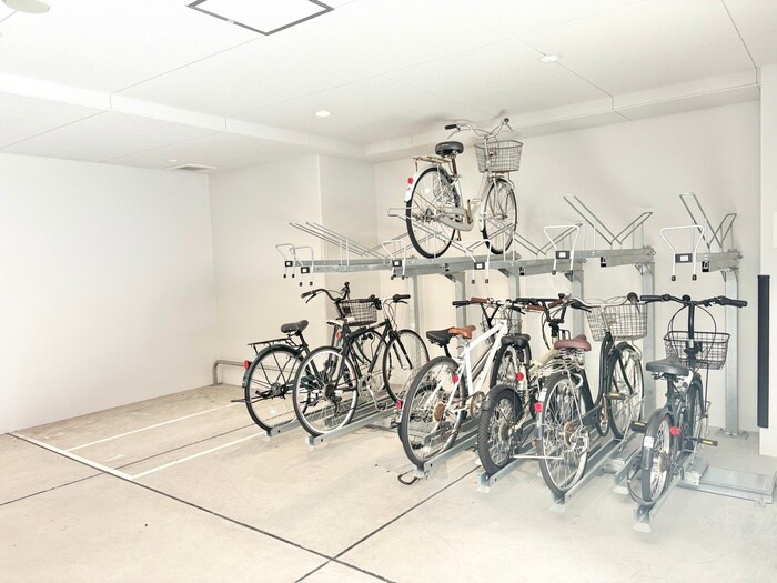 駐輪場 AｒtizA西長堀