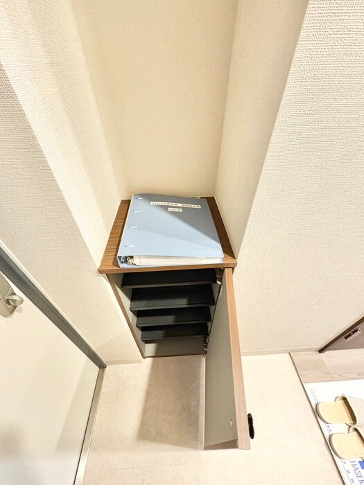 靴箱 AｒtizA西長堀