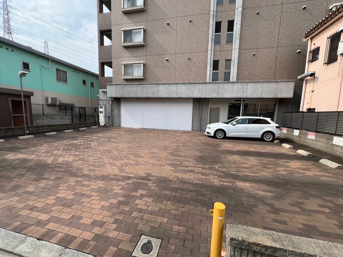 駐車場 コンフォ－トエヌズ