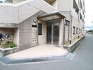 エントランス部分 エクセルハイツ