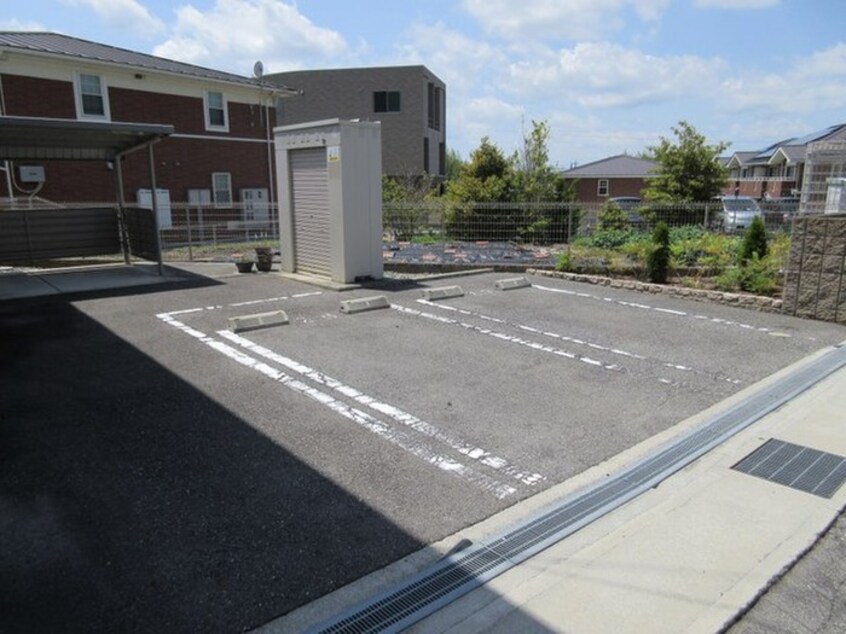 駐車場 サンハイツ北六甲壱番館