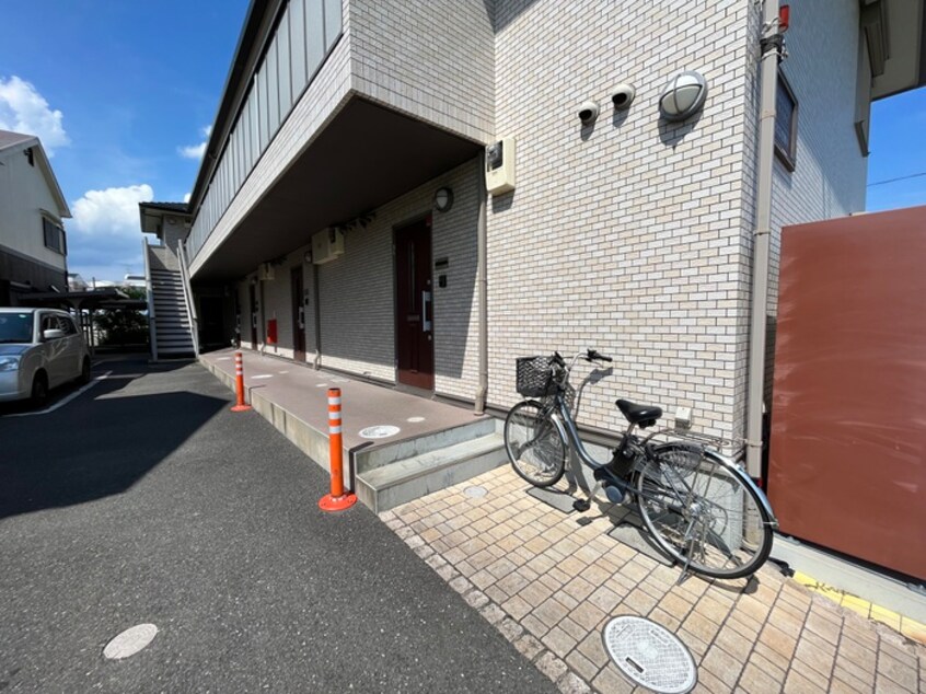 エントランス部分 ジョイフルキューブ