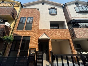 曽根東町５丁目戸建て