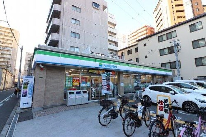 ファミリーマート城東中央2丁目店(コンビニ)まで250m ＹＫマンション