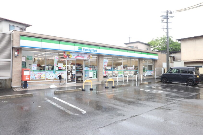 ファミリーマート　大津稲津一丁目店(コンビニ)まで280m ＫＵＬＴＯＮ