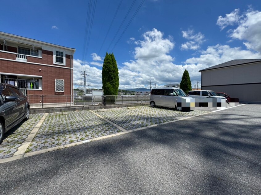 駐車場 Cozy House　Guminoki