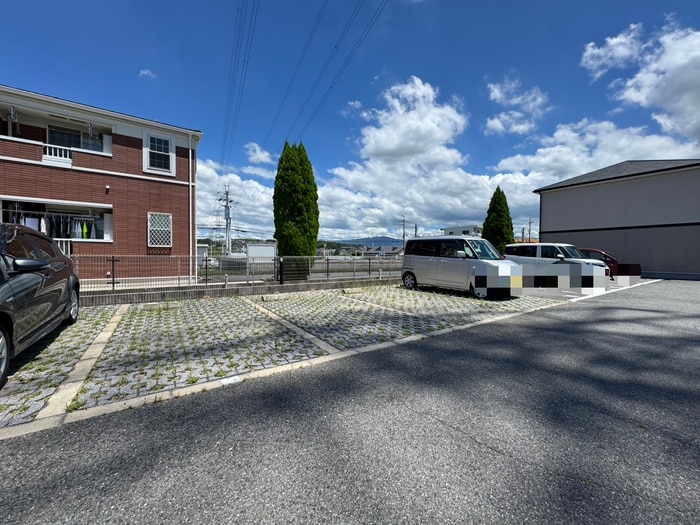 駐車場 Cozy House　Guminoki