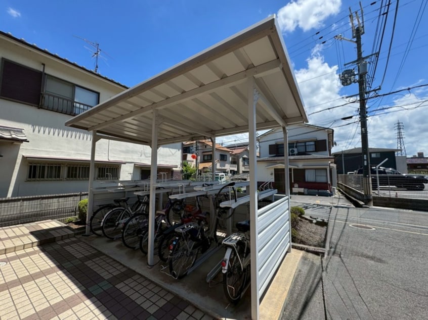 駐輪場 Cozy House　Guminoki