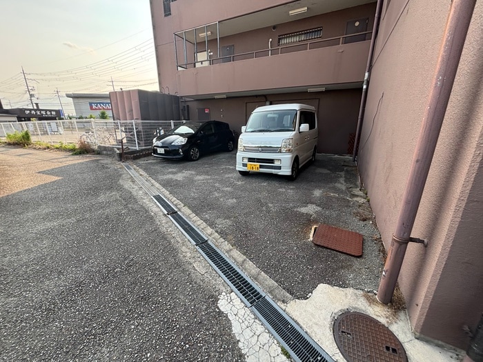 駐車場 ピュアＳＡＴＵＫＩ