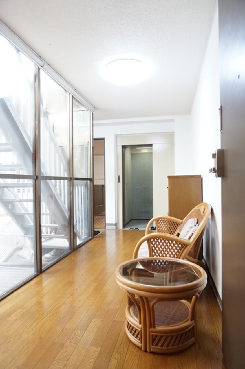 玄関 Ｎ･エステートモア三条