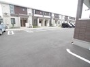 駐車場 ﾌﾗﾜｰﾀｳﾝﾊｲﾄﾞﾚｲﾝｼﾞｱ