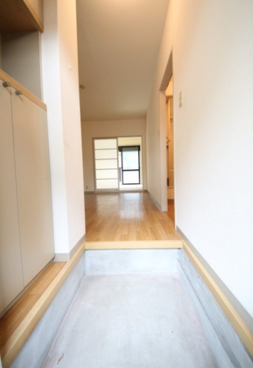 玄関 メゾン桜木Ａ棟