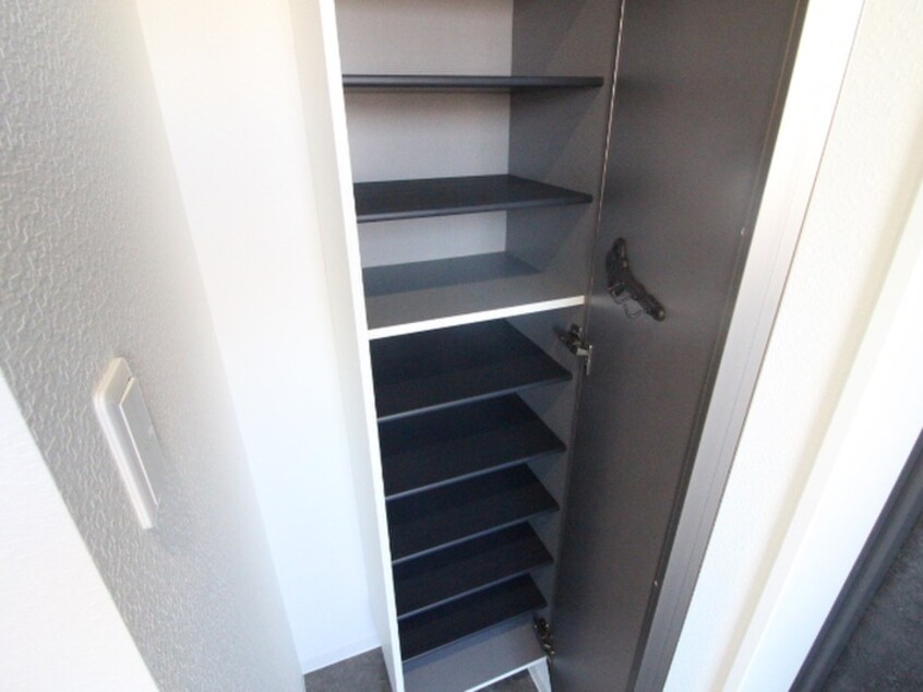 靴箱 少林寺東ジーイードゥ