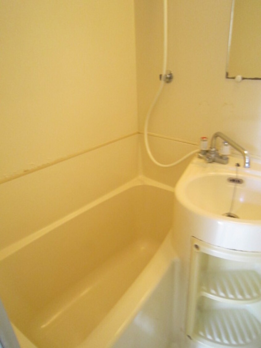 バス／シャワールーム等 クレミヤマンション