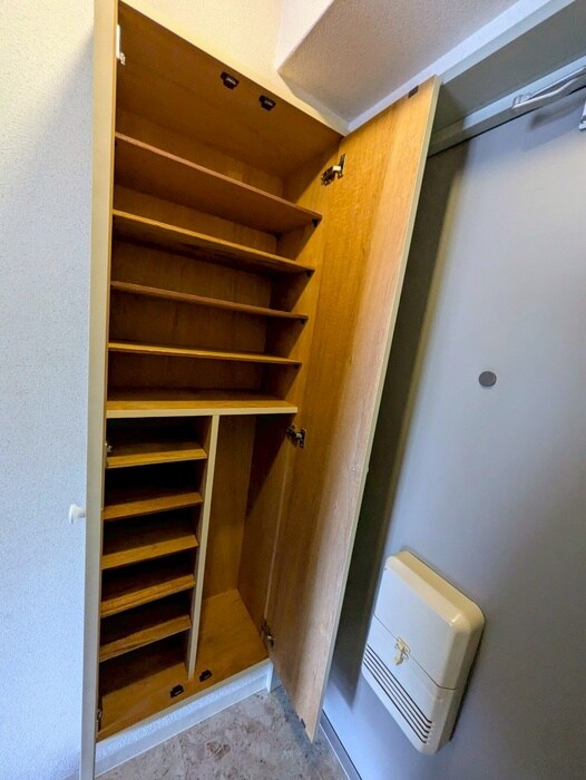 靴箱 クレッシェンド岸地