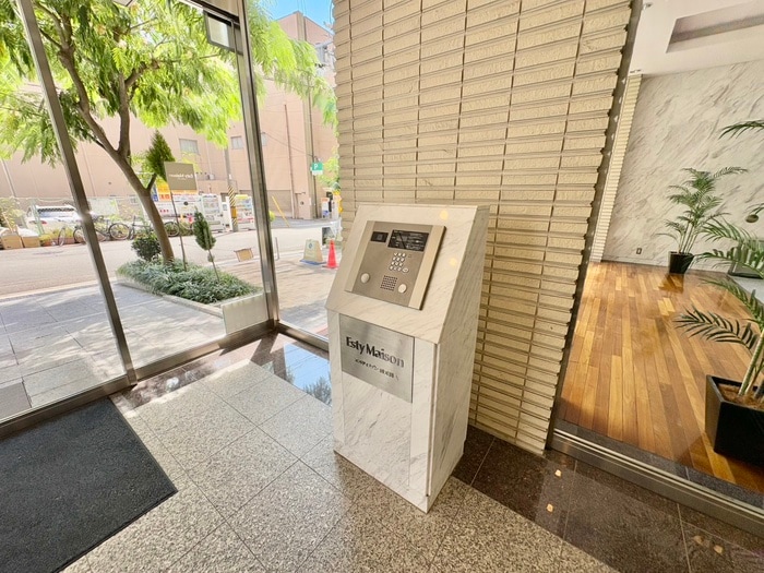 エントランス部分 エスティメゾン西天満