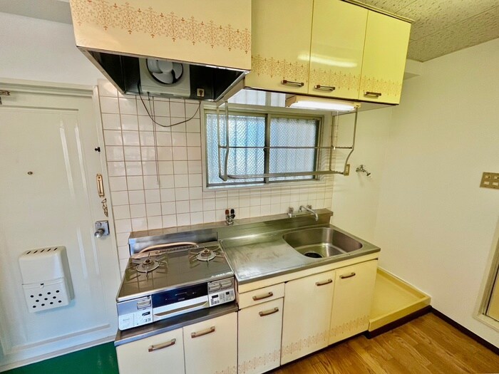 キッチン ｼｬﾄｰ第一ﾏﾝｼｮﾝ