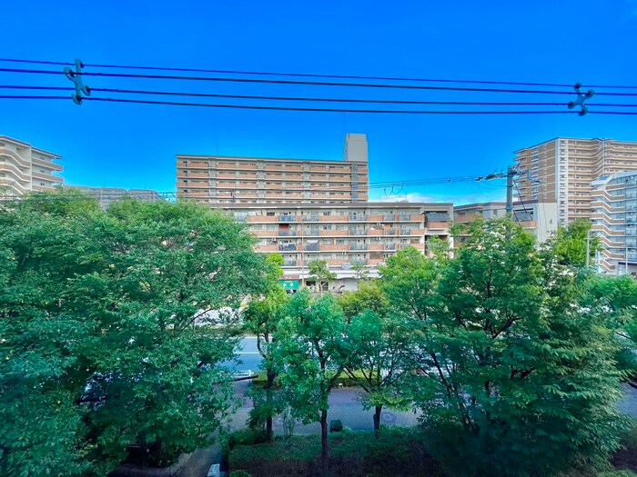 室内からの展望 ｼｬﾄｰ第一ﾏﾝｼｮﾝ