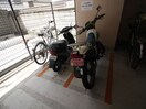 バイク置き場 コート西中島